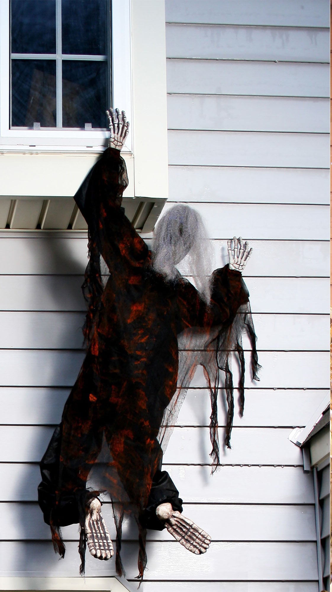 Climbing Halloween Zombie Decoration