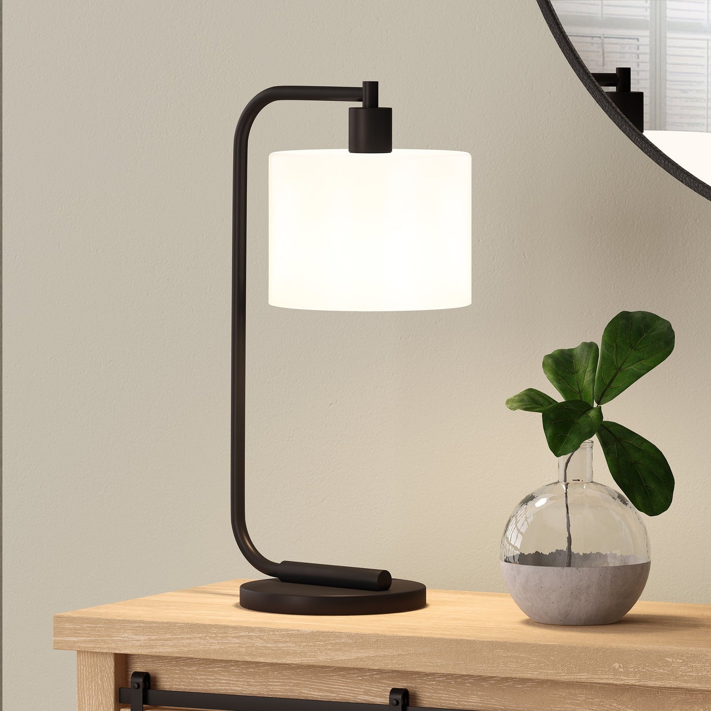 Modern Metal Table Lamp