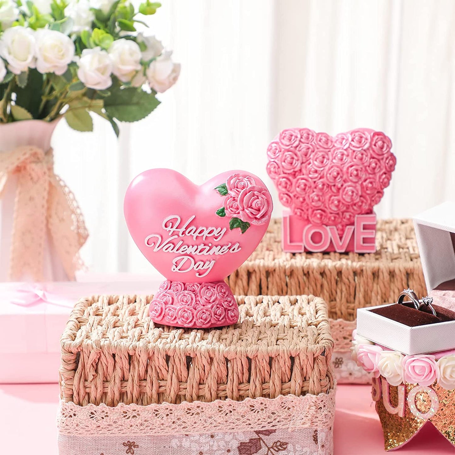 2 Pcs Valentine's Day Heart Figurine Resin Decorations