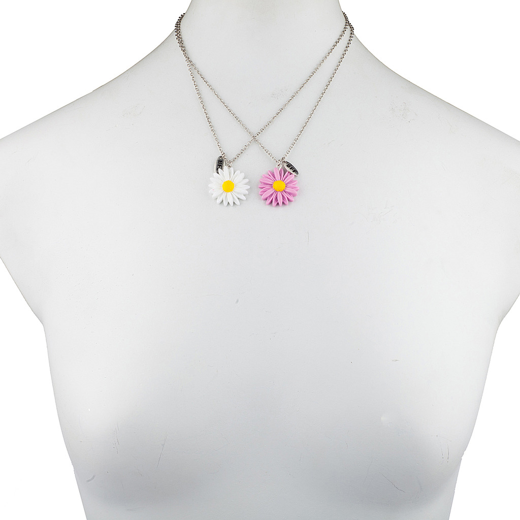 Best Friends BFF Daisies Necklace Set ( 2 Pc )