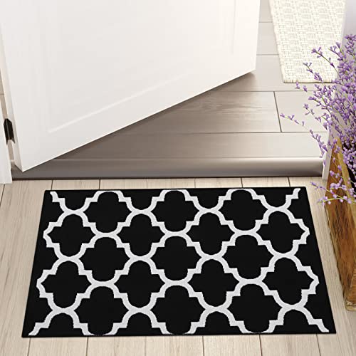 Black & White Outdoor Rug, Machine Washable, Reversible
