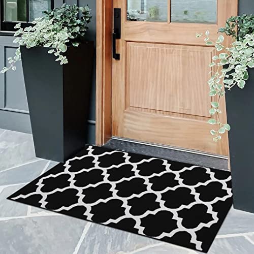 Black & White Outdoor Rug, Machine Washable, Reversible