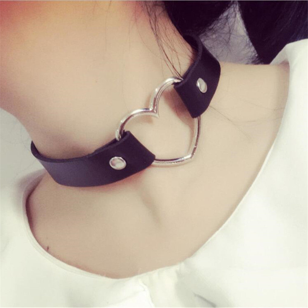 Leather Necklace for Women -Heart-shaped Collar