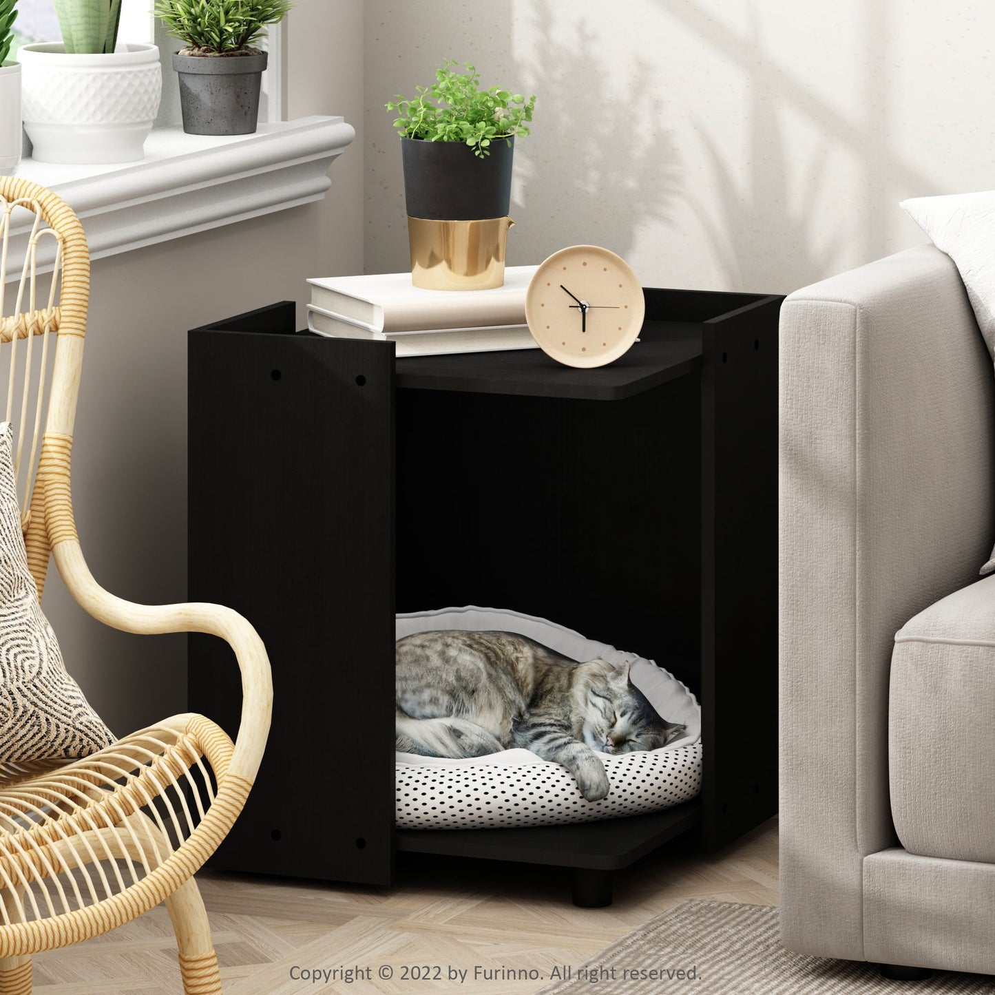 Enclosure Litter Box for Cats