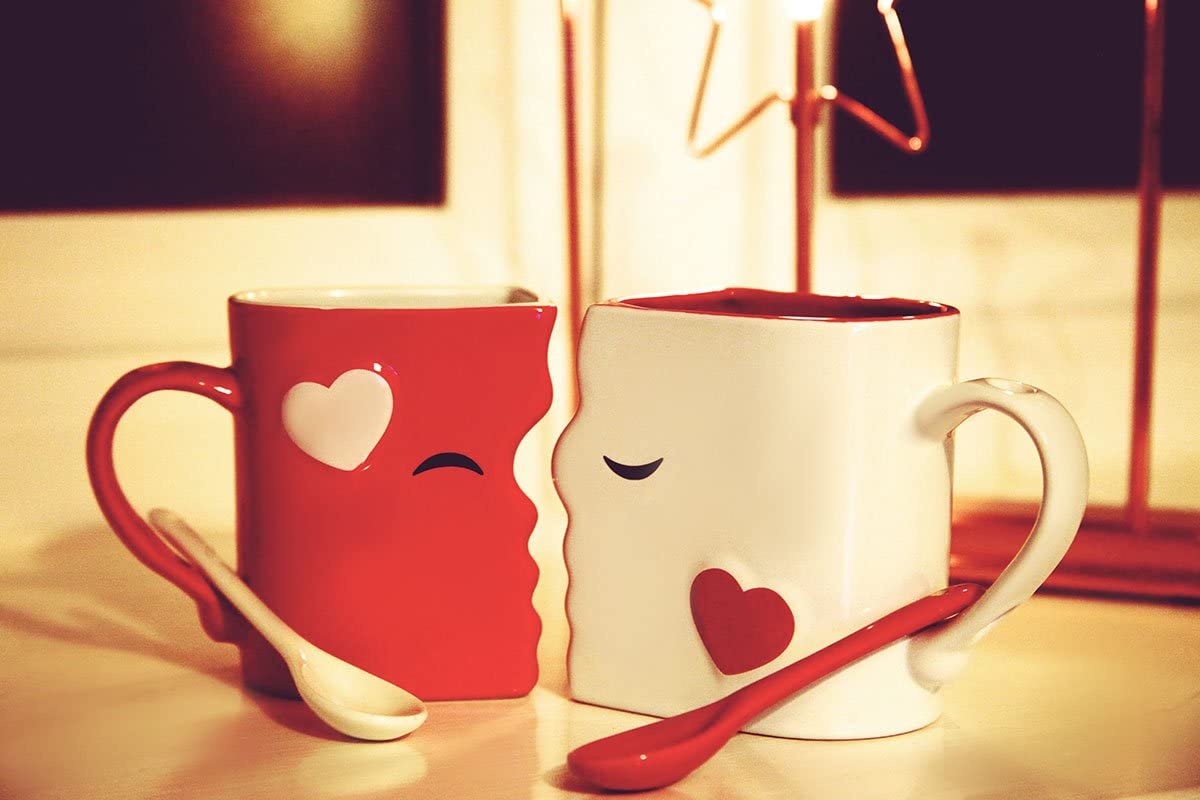 Kissing Mugs Set for Valentines, Anniversary Gift