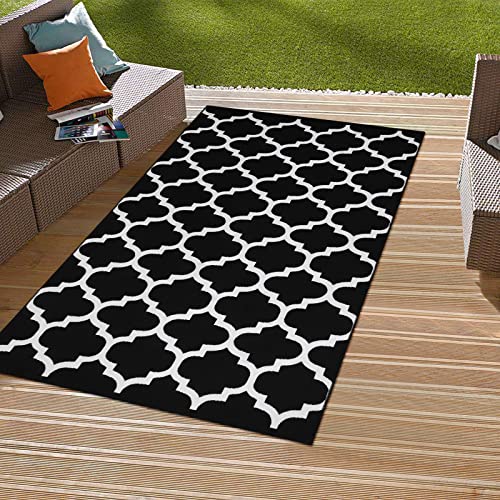 Black & White Outdoor Rug, Machine Washable, Reversible