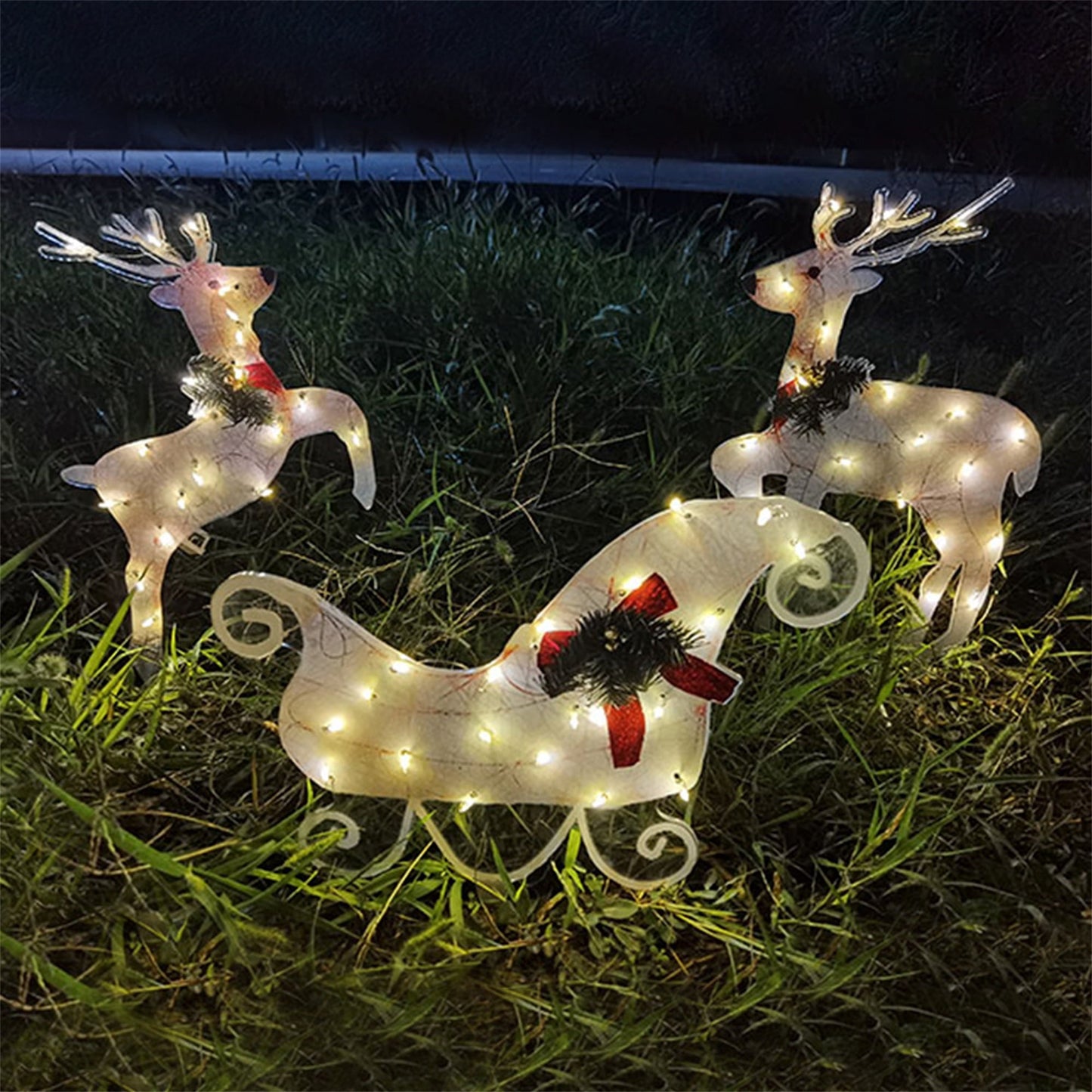 Light-Up Elk for Christmas Decoration