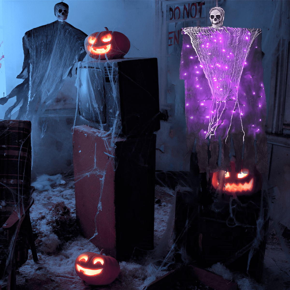 Hanging Halloween Ghosts Decorations w/ Purple String Lights