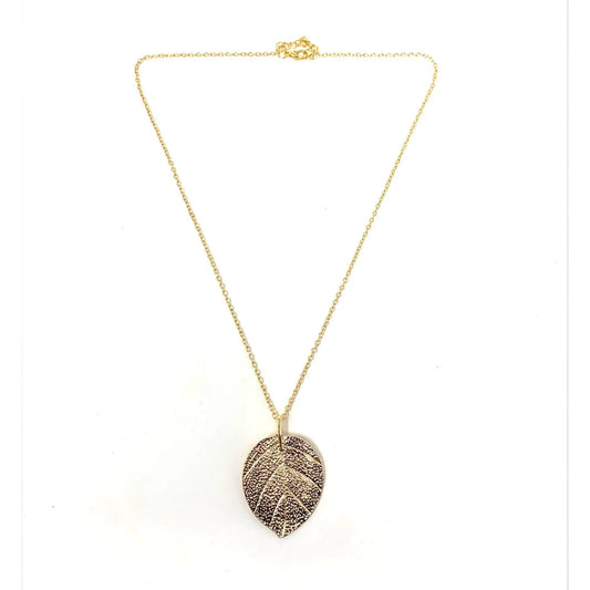 Long Chain Special Leaf Pendant Necklace for Women