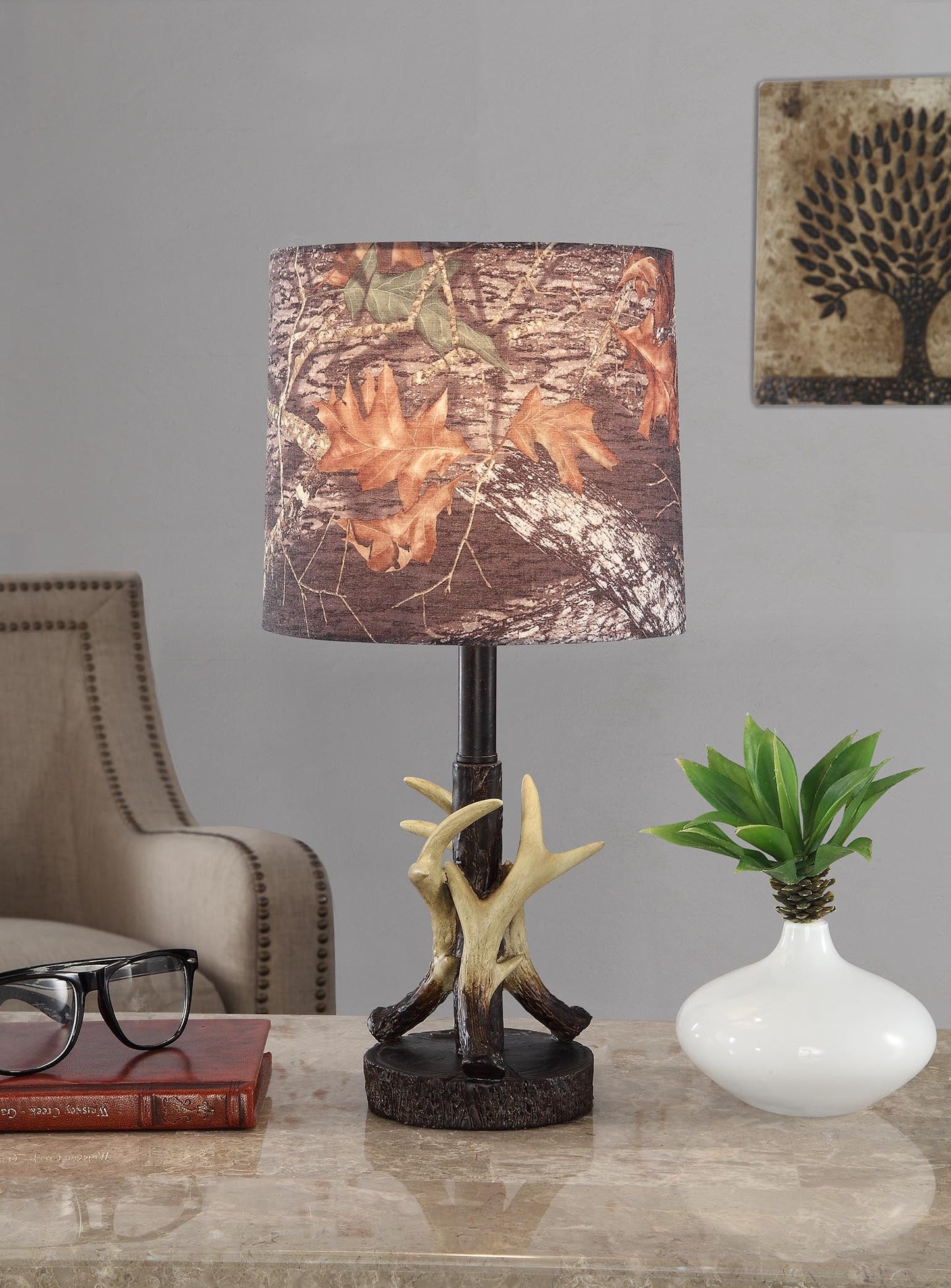 Rustic Deer Antler Accent Lamp, Dark Brown Wood tone