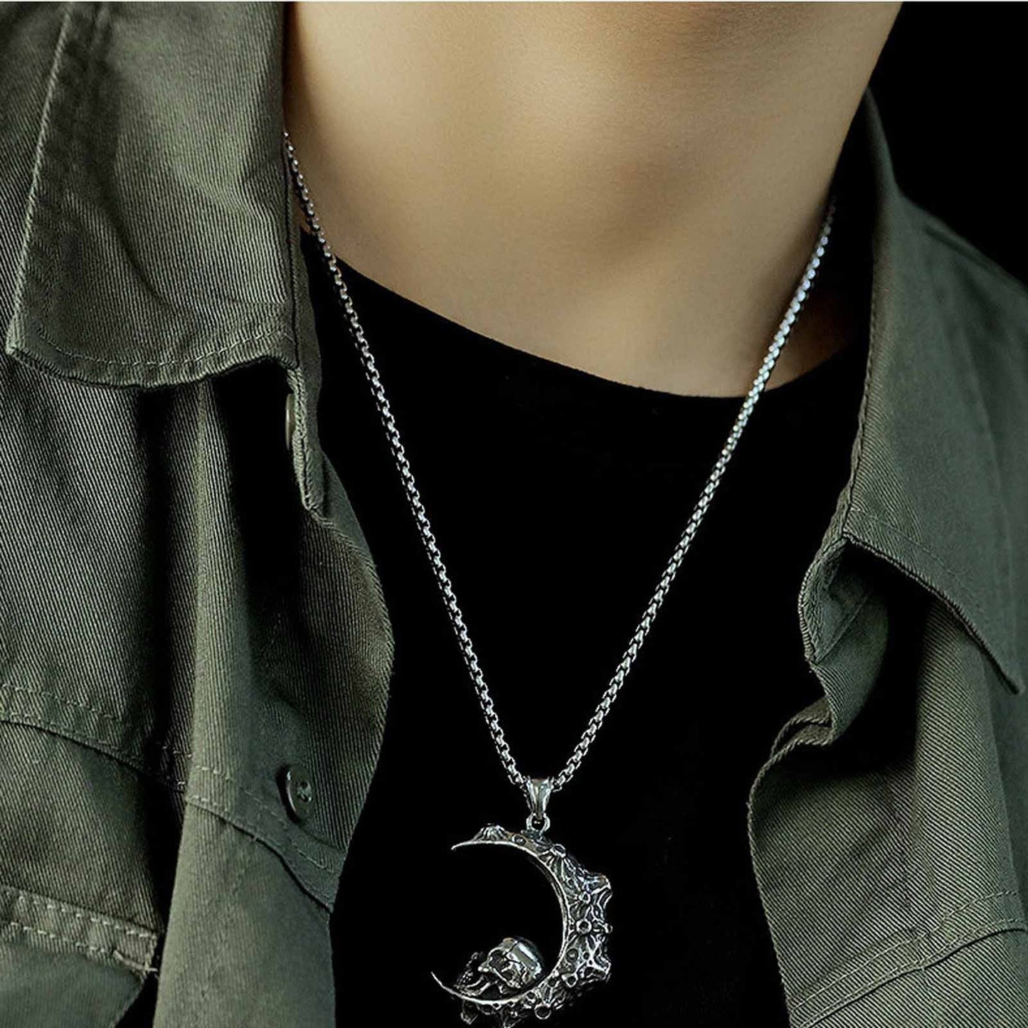 Punk Moon Skull Pendant Necklace for Men/Women