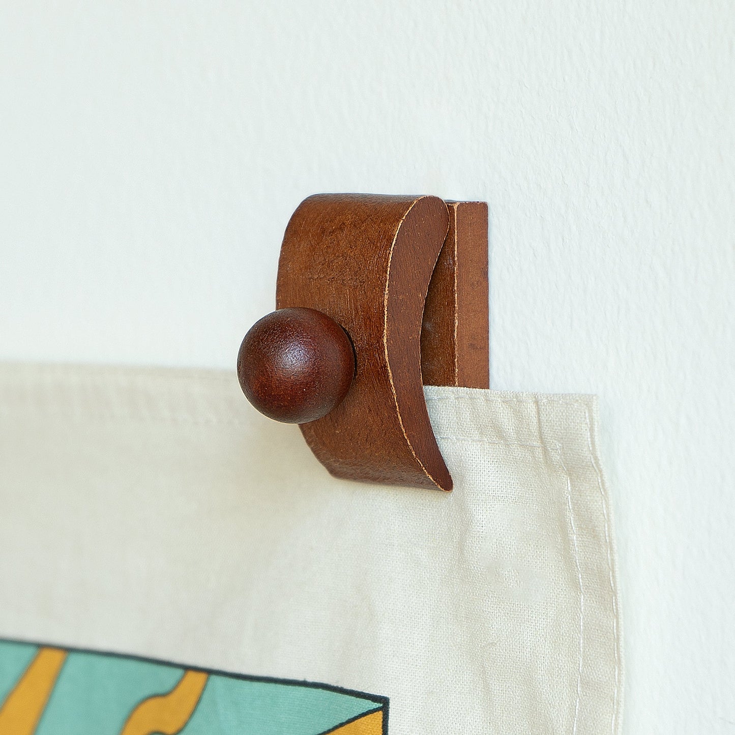 4 Quilt Hangers for Wall Hangings Decoration