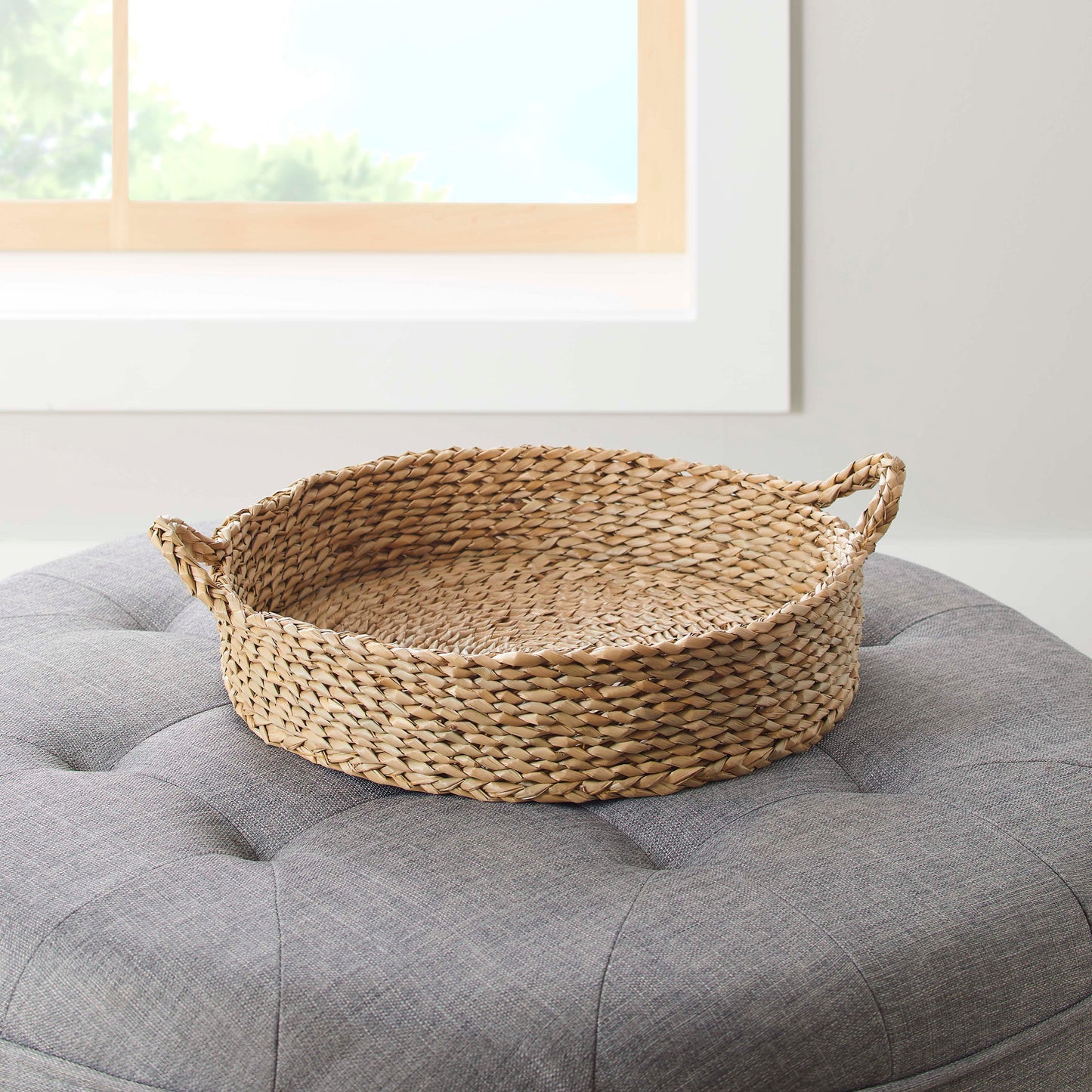 16" Round Natural Colored Water Hyacinth Woven Tray