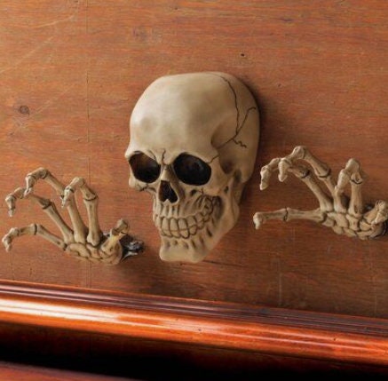 3D-Effect Skeleton Gothic Wall Décor Set |  Cool Gift and Props, Perfect for Creepy Unique Decorations for Home, Bedroom, Mancave Decor