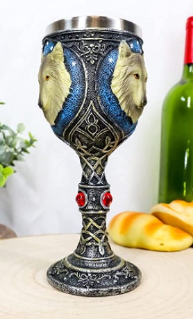 3D Effect Timber Wolf Goblet 7oz Home Kitchen Dining Decor Ceremonial Cup 7.62" High