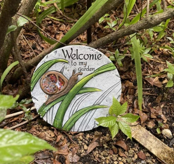 Welcome To My Garden Stepping Stone, Decorative Stone for Walkway | Lawn Art, Backyard Decor, Weatherproof, Gardening Gift