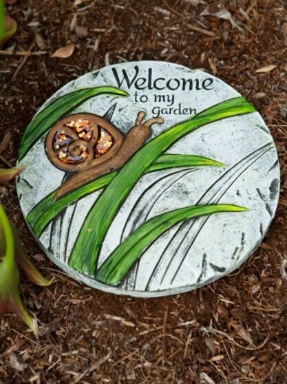 Welcome To My Garden Stepping Stone, Decorative Stone for Walkway | Lawn Art, Backyard Decor, Weatherproof, Gardening Gift