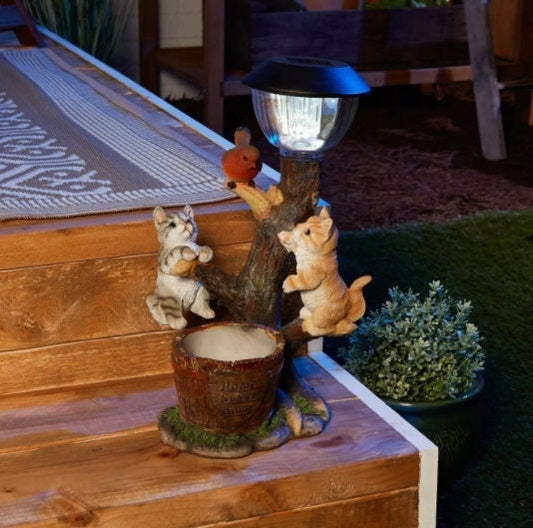 Climbing Cats Solar Garden Lights, Patio Decor Lighting, Outdoor Animal Statues, Home Lawn Yard Outdoor Ornament, Cat Lover Gift, 14" High