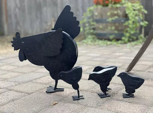 Chicken Garden Statues, Hen and Chicks Rustic Yard Art Lawn Ornaments, Indoor Kitchen Table or Outdoor Patio Farm Decor, Metal, Paintable