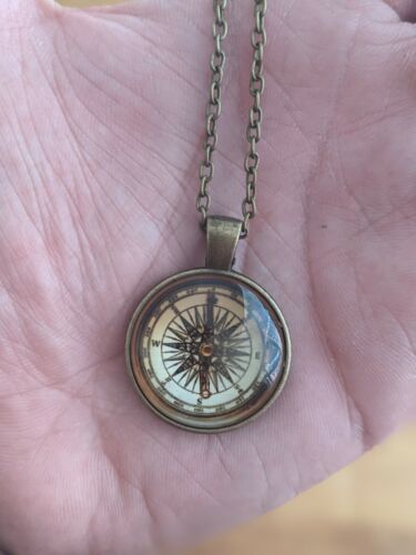 Old Fashion Vintage Compass Pendant Chain Necklace Antique Style Jewelry Bronze