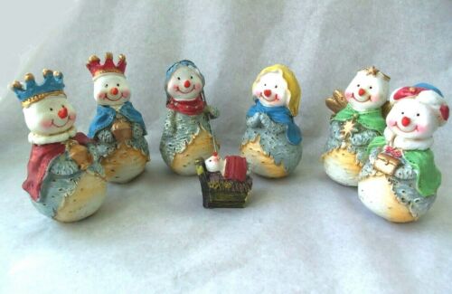7-Piece Showman Nativity Holiday Shelf Sitters Christmas Table Decor